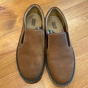Boys Johnston & Murphy leather slip on dress shoes